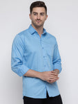 Men Regular Fit Solid Spread Collar Casual Shirt